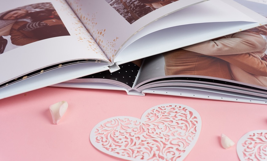 Image 6: Przenieś wspomnienia na papier: Fotoksiążka w pudełku prezentowym