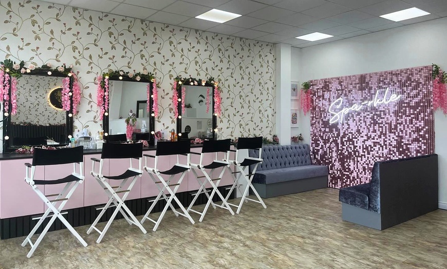 Image 2: Get Glossy Nails with a Classic Gel Manicure Experience