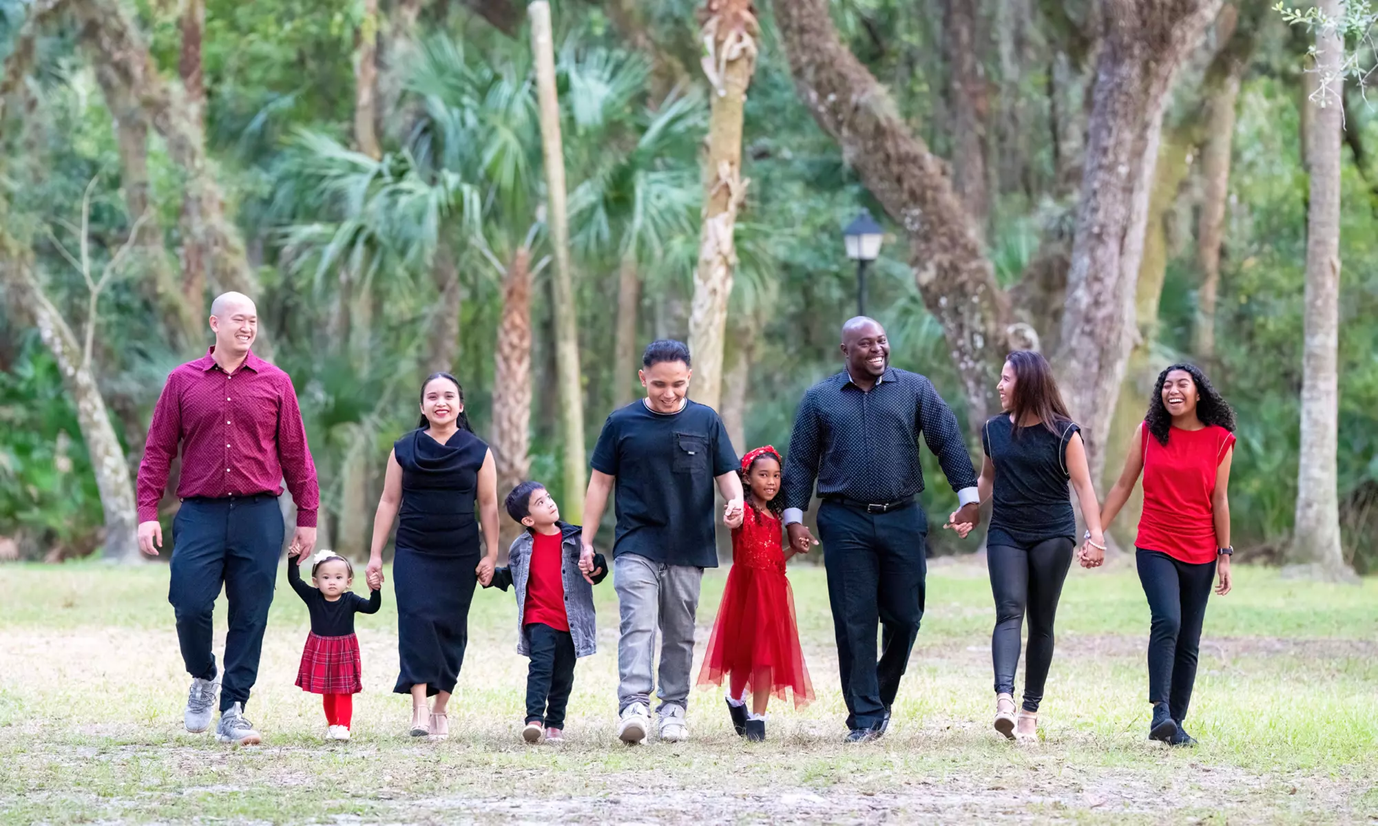 30 or 60-Min Outdoor Photo Shoot for Family, Engagement & More