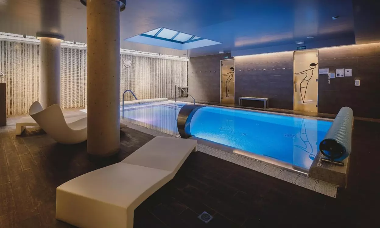 Circuito de spa de 75 min. para 2 personas, válido de lunes a jueves o de viernes a domingo; ahorra hasta un 22% - Primary Image