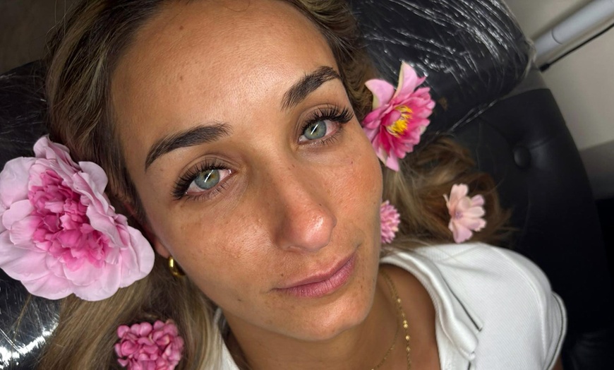 Image 7: Extensión de pestañas pelo a pelo o efecto 3D/4D/5D