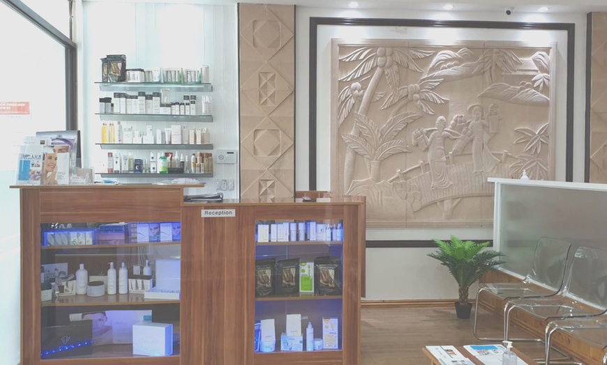 Image 4: Spa Access & Massage for One or Two: Relaxing 60-Minute Pampering