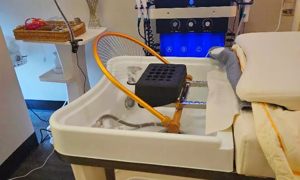 Classic or Deluxe Head Spa or Regular or Deluxe Head Spa Experience