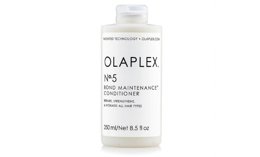 Image 5: Set con prodotti per la cura dei capelli Olaplex