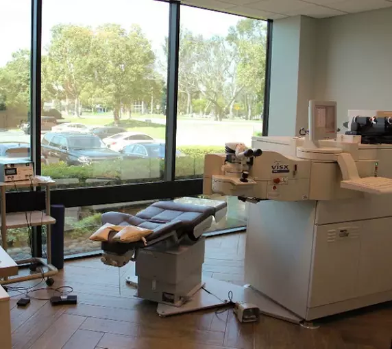 Enhance Your Beauty with 20 or 40 Units of Jeuveau Injections