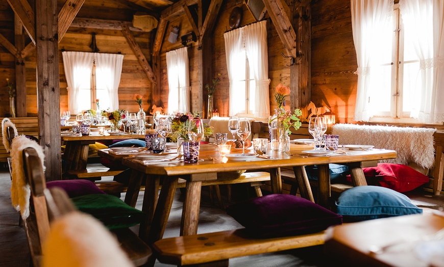 Image 8: 1 Std. Eisstockschießen auf 1 Bahn für bis zu 10 Personen