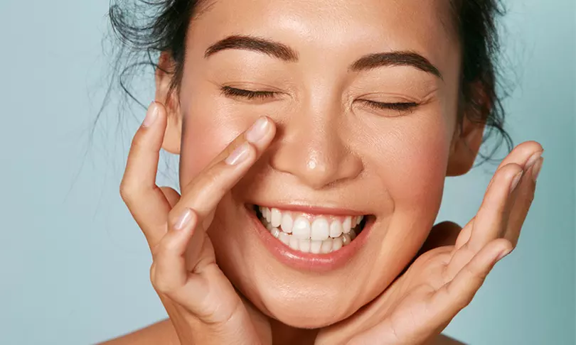 Glow Your Skin with 30-Min Express Facial or 60-Min Signature Facial  