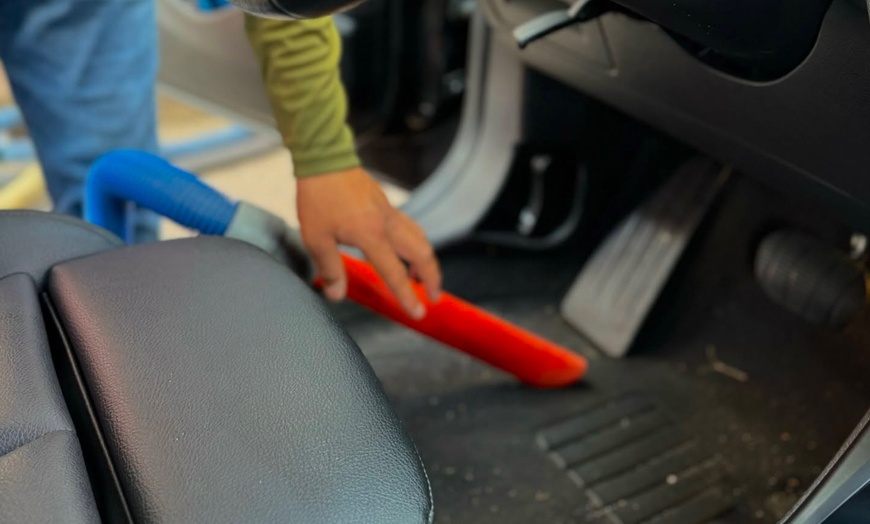 Image 11: Tinting for Two Front Windows with Regular Dye, Carbon or Ceramic Film 