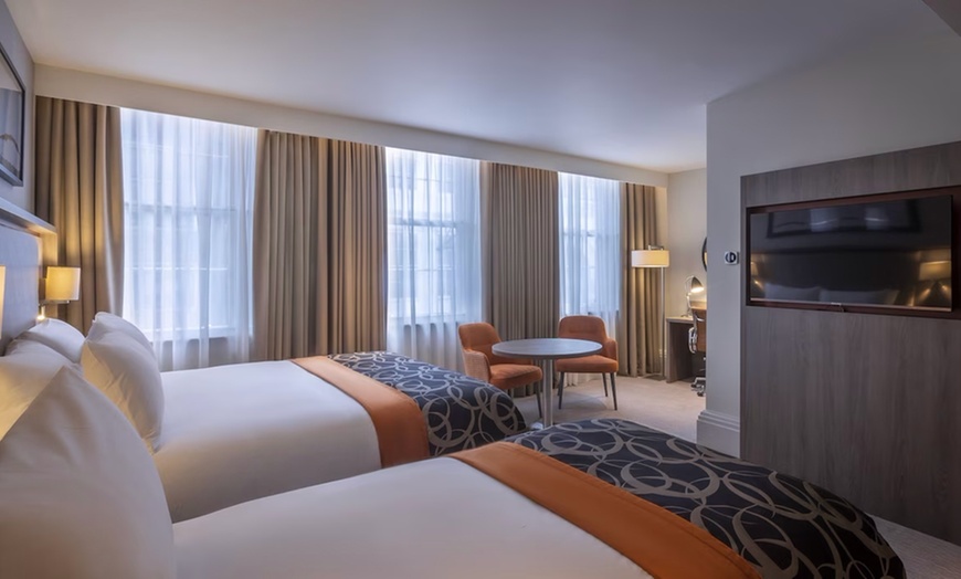 Image 4: 4* City Center Bliss in Bristol: Deluxe or Executive Room for 2