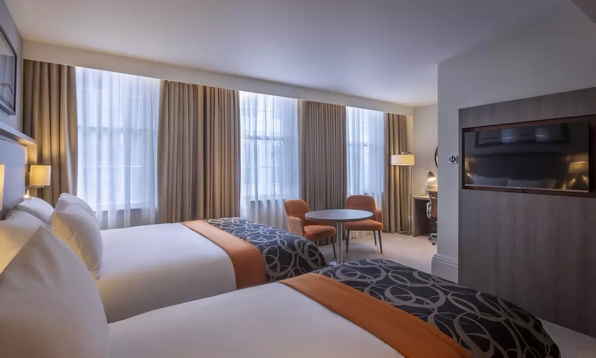 4* City Center Bliss in Bristol: Deluxe or Executive Room for 2