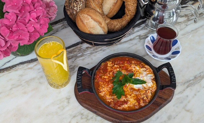 Image 8: Klassisch oder Deluxe Frühstück inkl. Heißgetränk für 1-4 Personen