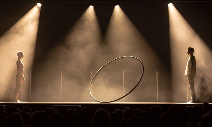 Image 2: 1 Ticket „WOW Varieté“ vom 07. bis 08.11.2025