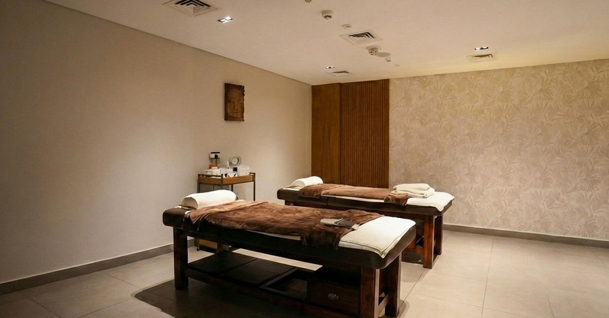 Relax With A Bath, Hammam, Spa Treatment, Or Hot Tub For One Or Two Relax With A Bath, Hammam, Spa Treatment, Or Hot Tub For One Or Two