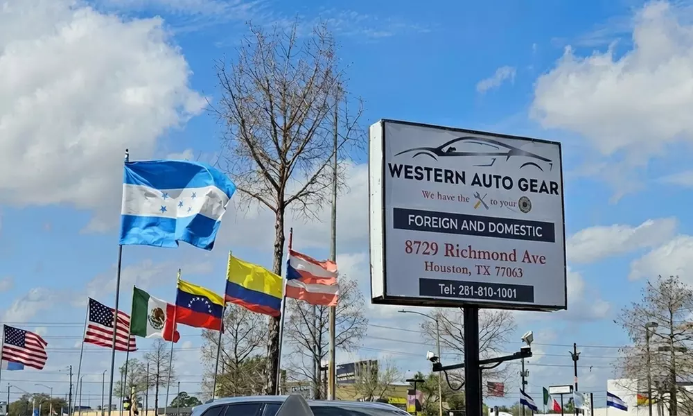 Upgrade with One Full Synthetic Oil Change w/ Regular Filter Replacement or Filter (Diesel) (Up to 40%Off) - Image 3