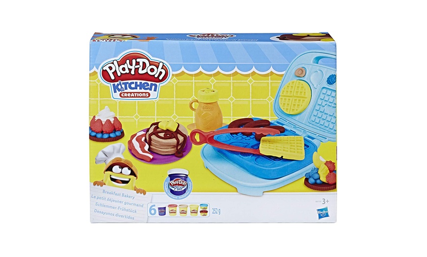 Image 9: Hasbro Play-Doh Breakfast Bakery