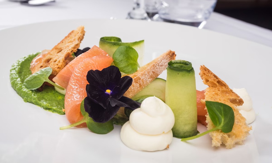 Image 7: Lancashire: Picturesque Stay for 2 with Breakfast, Dinner, Hot Tub 