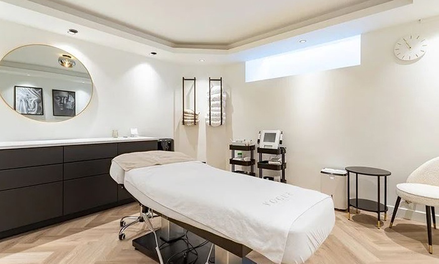 Image 5: Snelle en simpele glow up: hydrafacial naar keuze in hartje Amsterdam