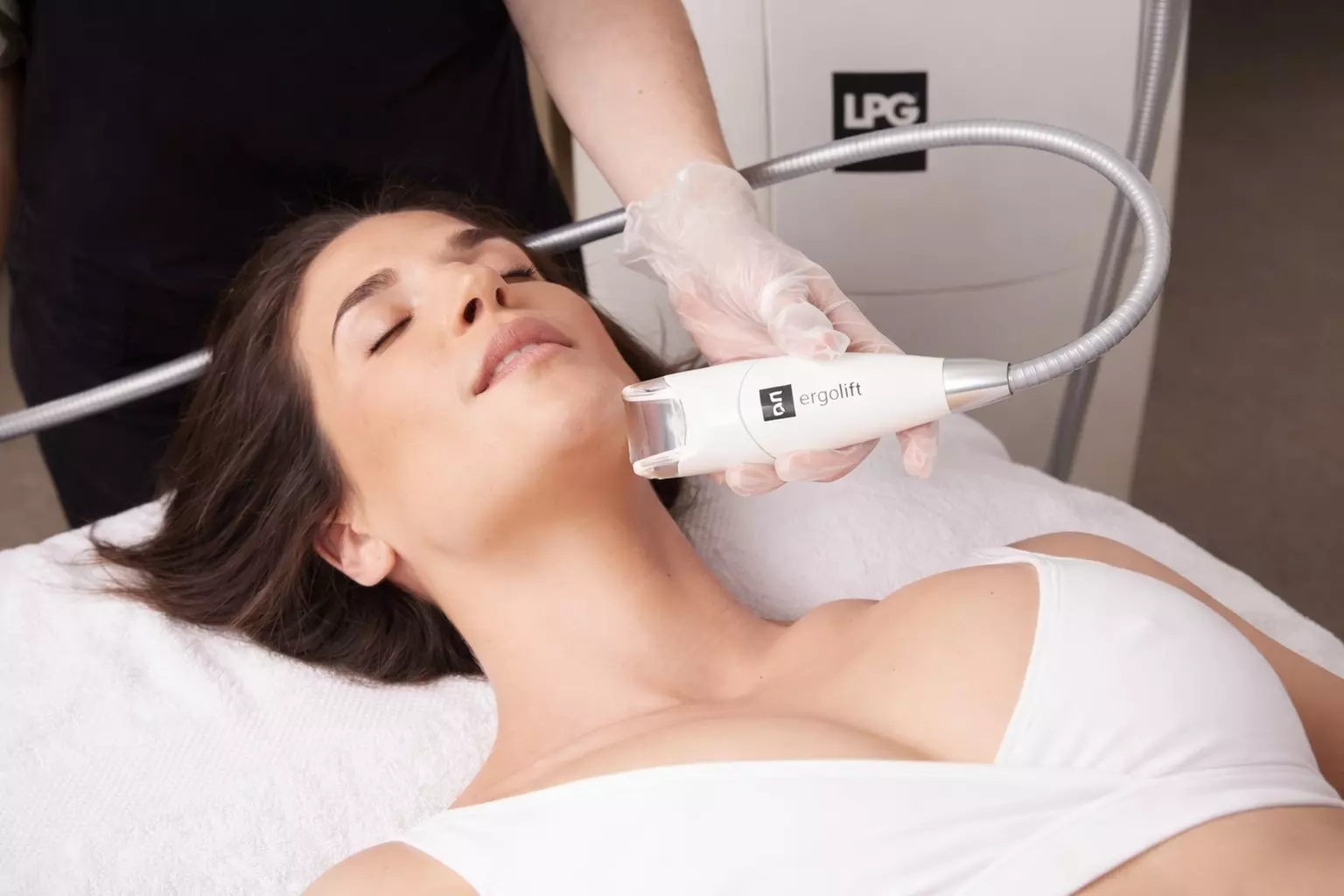 Endermologie Sessions for Full Face and Decollete