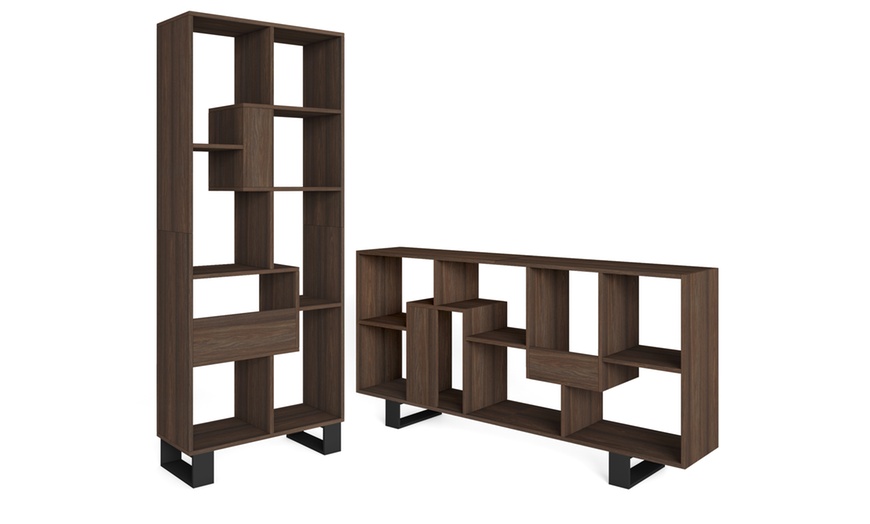 Image 56: Speels vormgegeven boekenkast