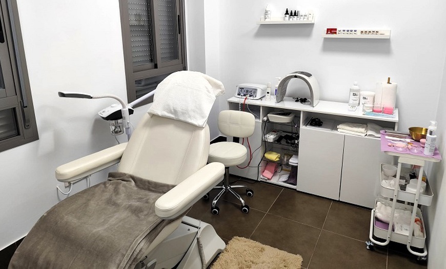 Image 2: Extensiones clásicas pelo a pelo, con diseño, relleno o ambos 