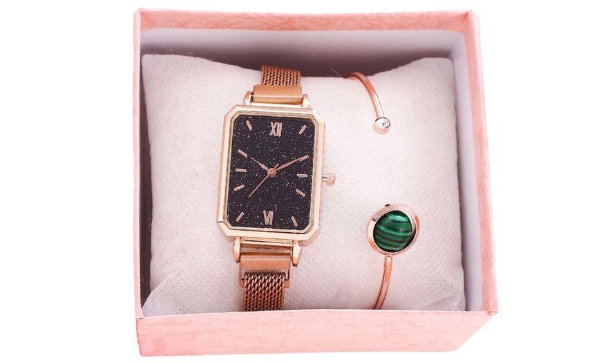 Image 7: Magnetic Clasp Square Watch with Matching Bracelet