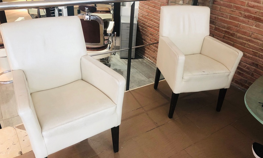 Image 2: Hasta 4 sesiones de 1 hora de radiofrecuencia facial en cara y cuello