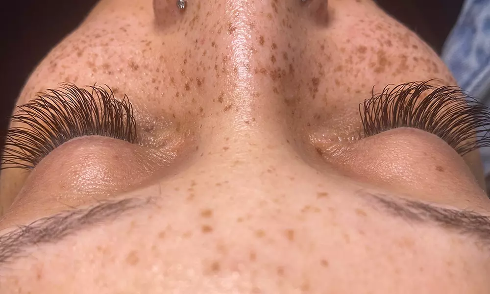 Full Set of Classic or Volume Eyelash Extensions with Two Week Fill