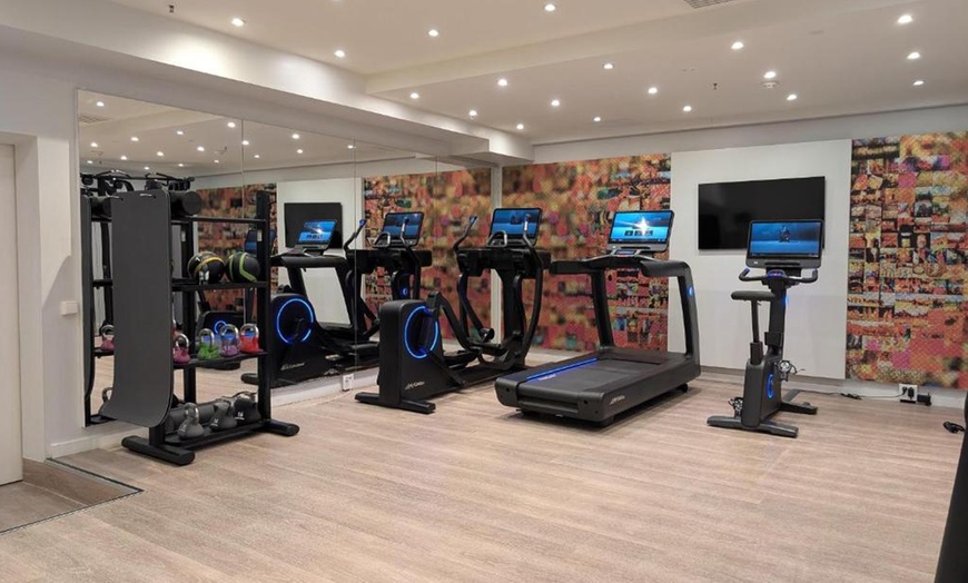 Image 13: ✈ Box Europa 4*: volo più hotel in una capitale europea per 2 persone