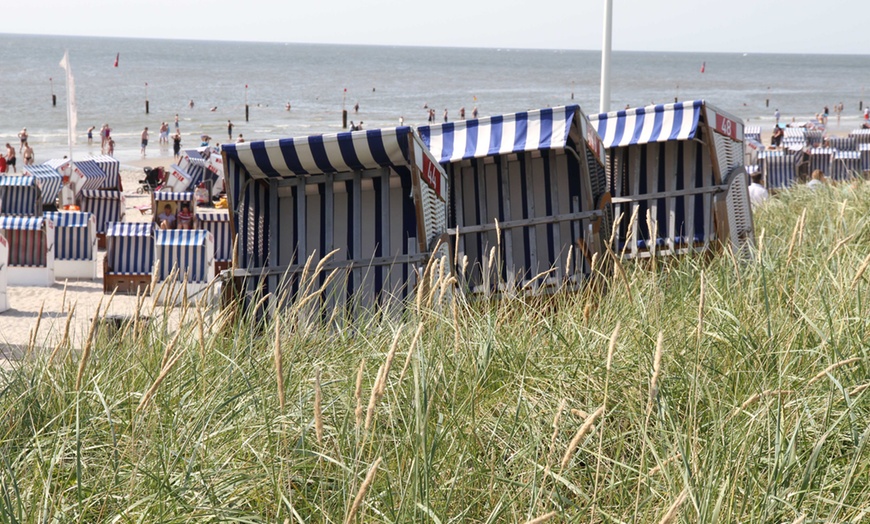 Image 5: Hin- & Rückfahrt mit dem Partyzug Amsterdam & Zandvoort am 21. Juni 
