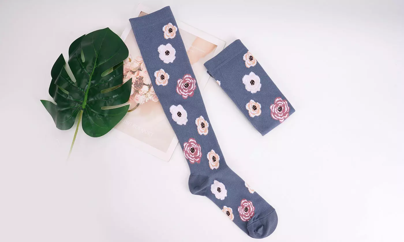 6 Pairs Knee-High Graduated Compression Socks 15-20 mmHg for Nurses Running