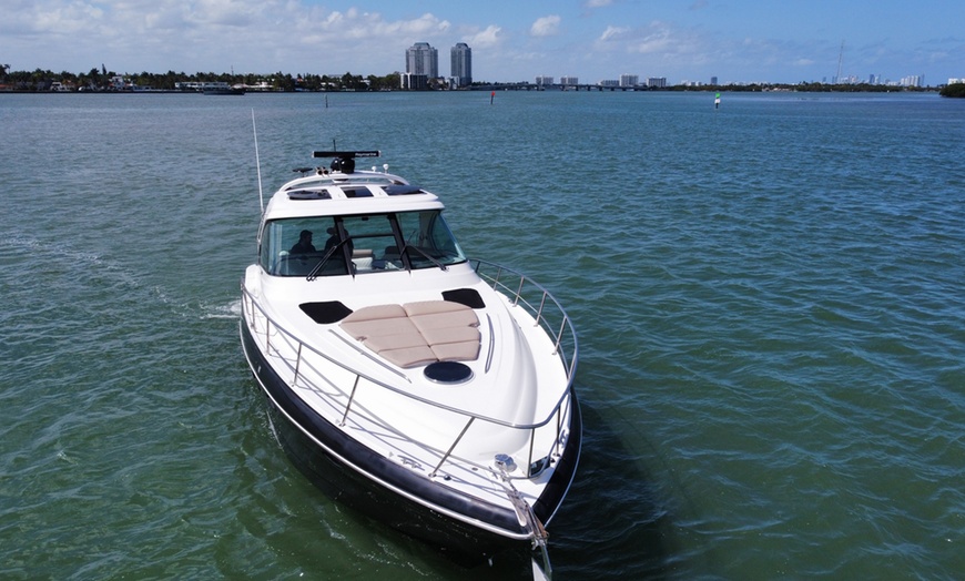 Image 16: 3- or 4-Hour, Sea Lux 53' Four WinnYacht Ft. Lauderdale, Cruise & More