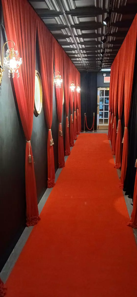 Jonathan’s Magic Theater: A Night of Spectacular Magic & Illusions