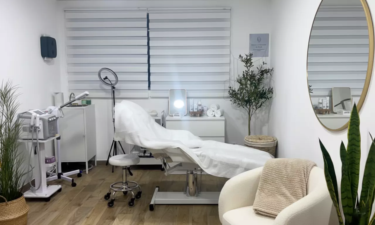 Soin du visage au choix ou microneedling avec Bella Addict