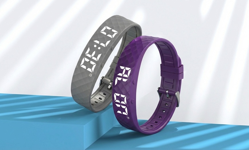 Image 7: Smart Sports and Sleep Monitoring Alarm Wristbands in Assorted Colours