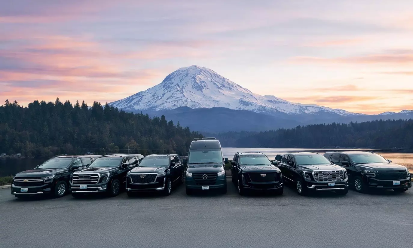 One-Way, Round or Luxury Airport Transfer for up to 6 Passengers