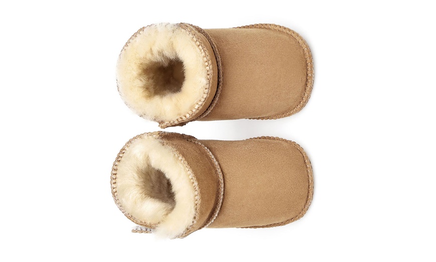 Image 4: Erin Baby Ugg Boots