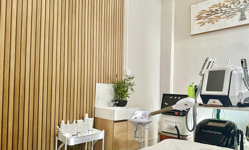 Image 4: Extensiones de pestañas con opción a diseño y depilación de cejas 