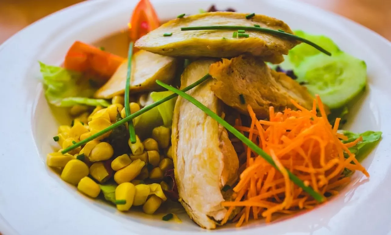 Mittagstisch inkl. Softgetränk für 1 Person