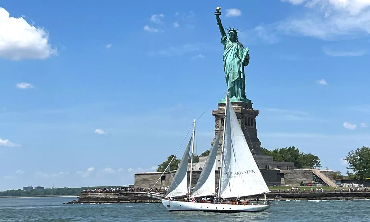 Explore NYC with a Private Walking Tour or SUV Hop on / Hop off Tours for 2 or 3 People (Up To 45% Off) - Primary Image