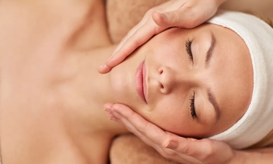 Image 2: 60 - 90 Min. Ganzkörper-Massage für 1 Person