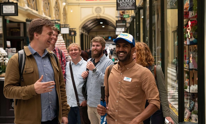 Image 3: Explore Melbourne's Top Bars & History Tours With Friends For Up to 8
