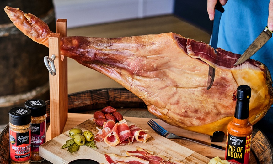 Image 2: Snaffling Pig Serrano Ham Leg Gift Set