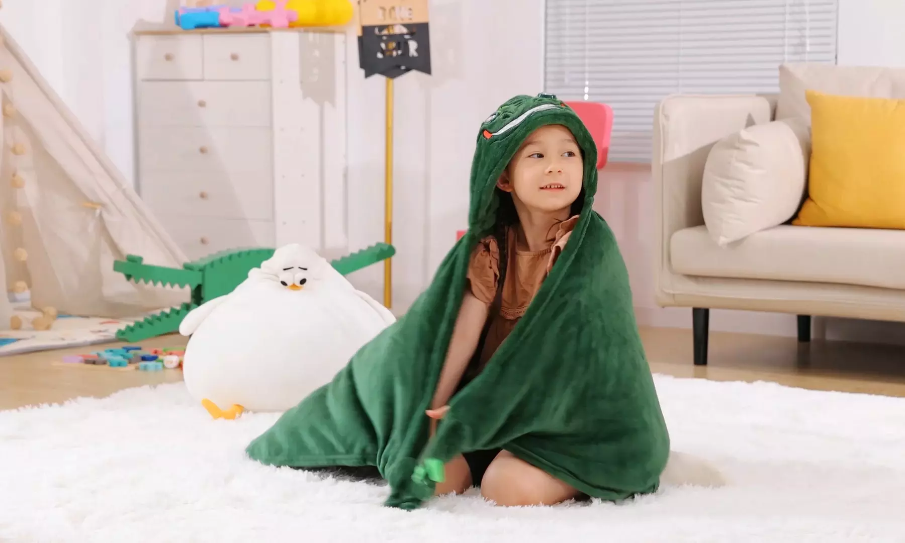 Soft Fleece Hooded Blanket with LED Eyes