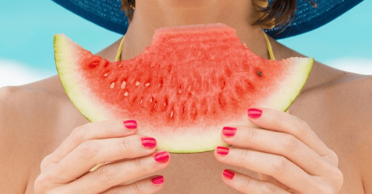 Servicio de manicura, pedicura o manipedi en Madrid