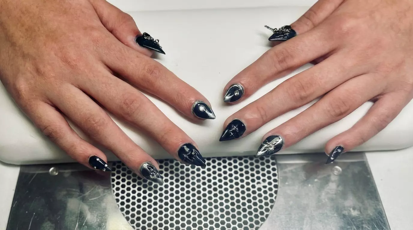 Meticulous Gel & Acrylic Nail Services with Art at Aris Chair