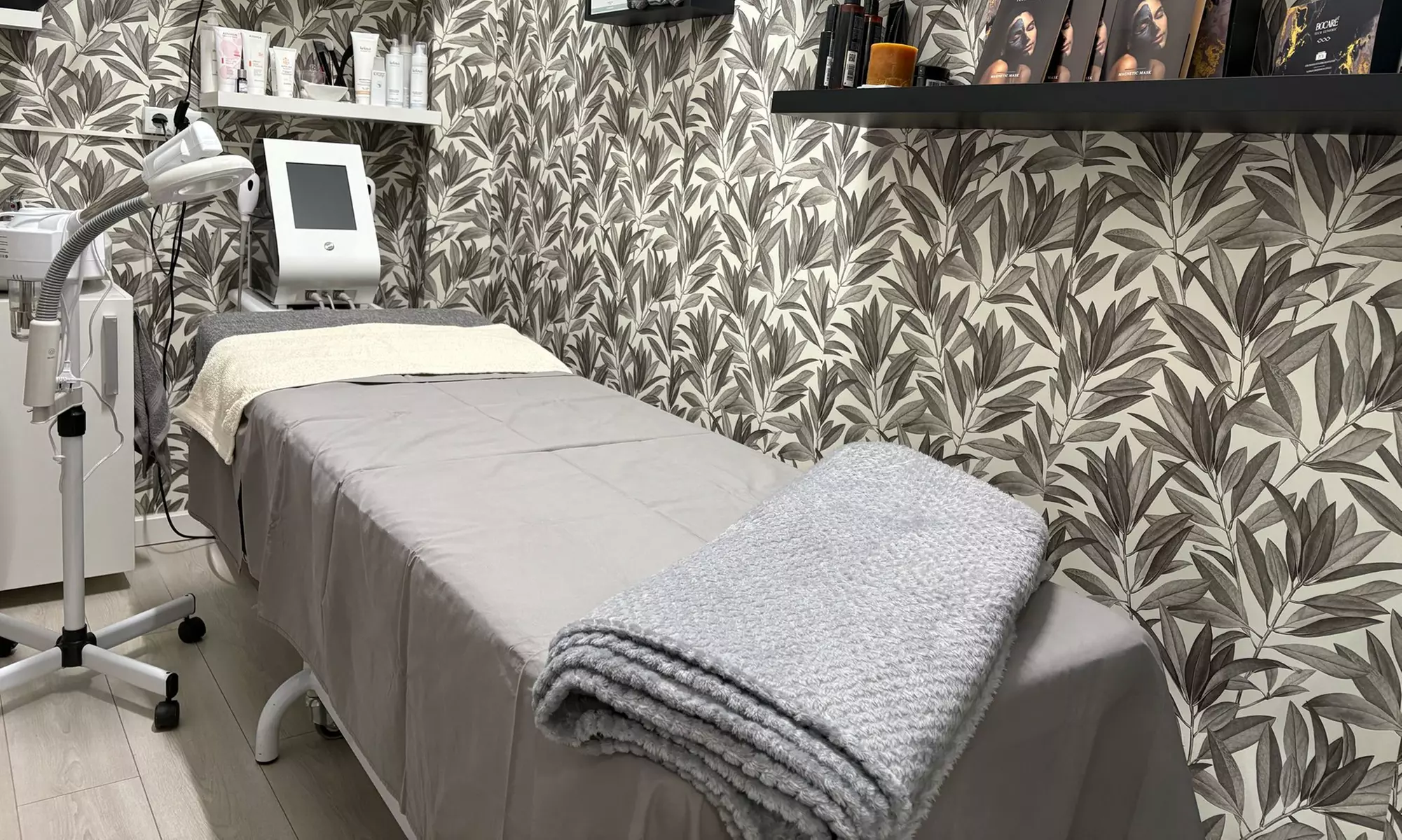 Core fit o radiofrecuencia con presoterapia y masaje drenante