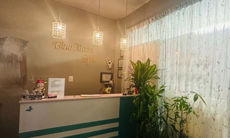 Image 4: Up to 30% Off on Full Body Massage at Blue Moon Spa
