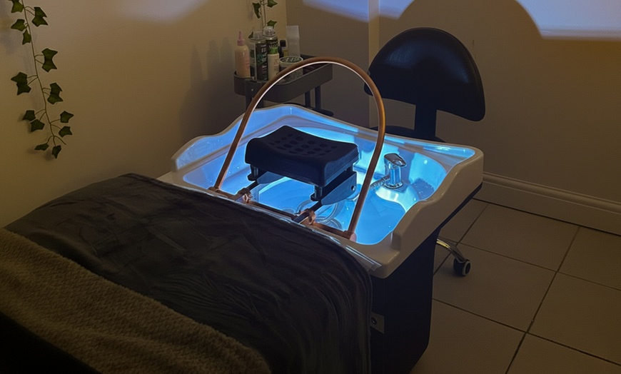 Image 2: 60 Min Central Focused or Deluxe Botanical Japanese Head Spa & More