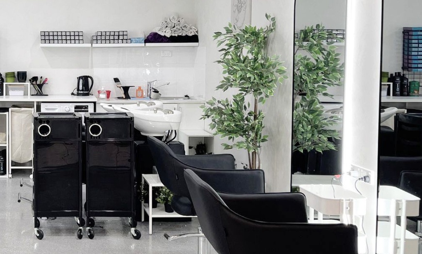 Image 4: Haircut + Hair Treatment with Optional Half Head Foil