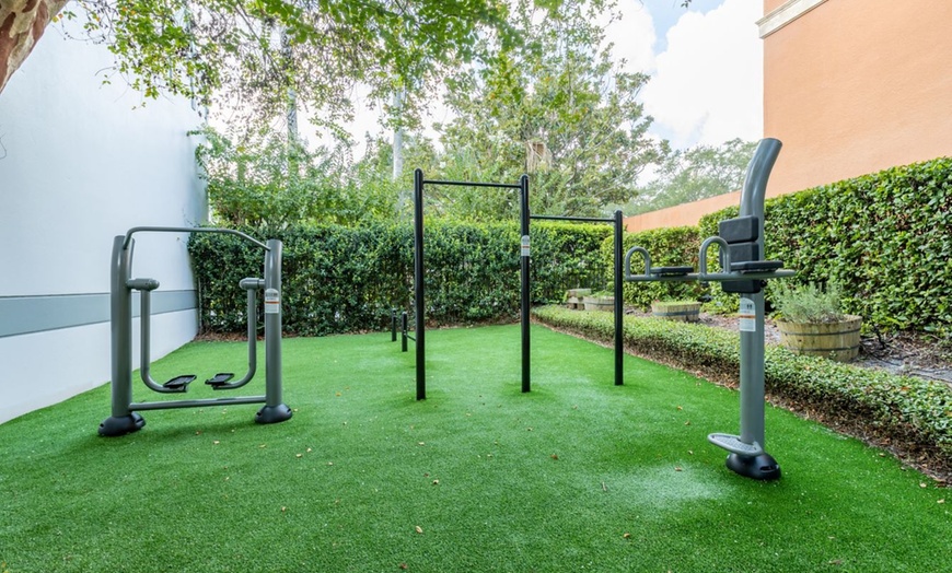 Image 18: Member Pricing: 4-Star Hotel in Orlando Near Universal Boulevard 
